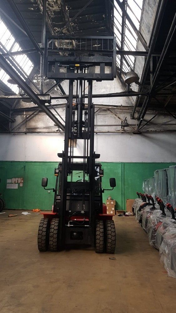 Автопогрузчик дизельный EP CPCD70T8